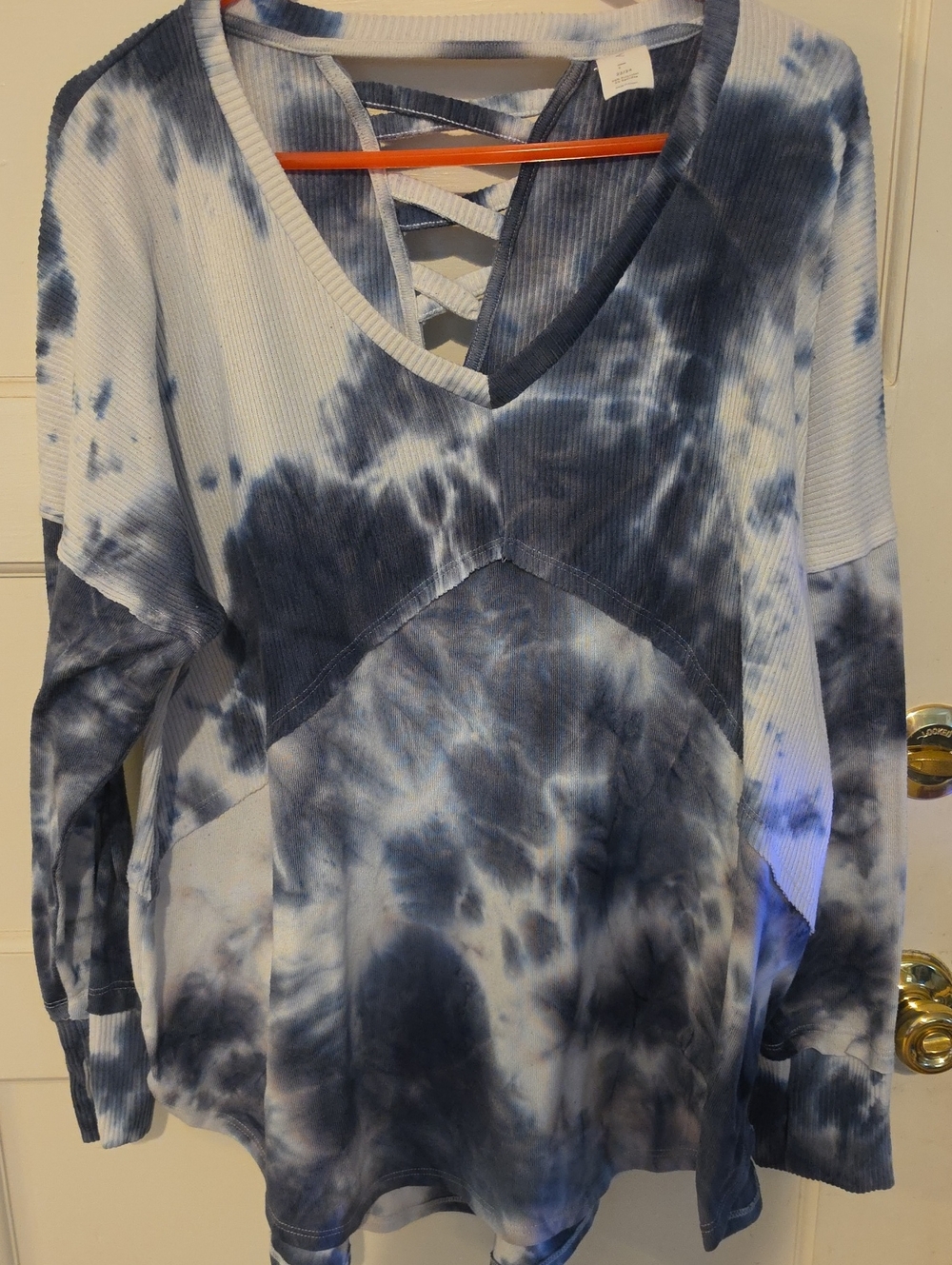 Livi Womens Blue Tie-Dye V-Neck Long Sleeve Top 22/24